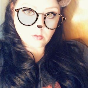 Meet your Posher, Regina